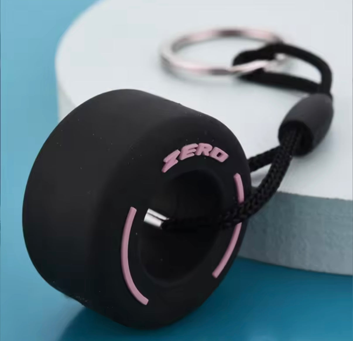 Llavero de neumático colgante regalo