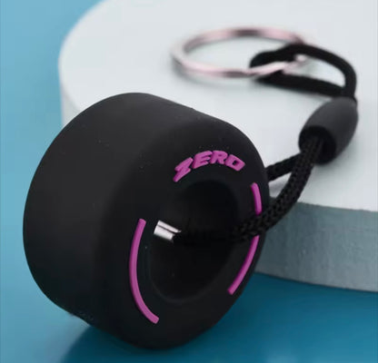 Llavero de neumático colgante regalo