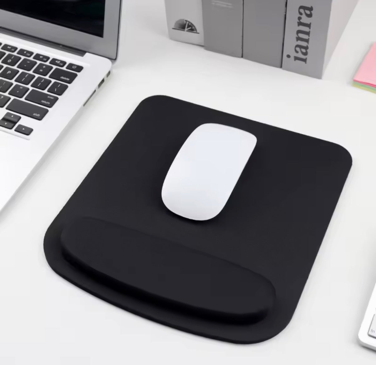 Alfombrilla de Ratón Ergonómica para Juegos y Oficina | Antideslizante, Cómoda y de Color Sólido