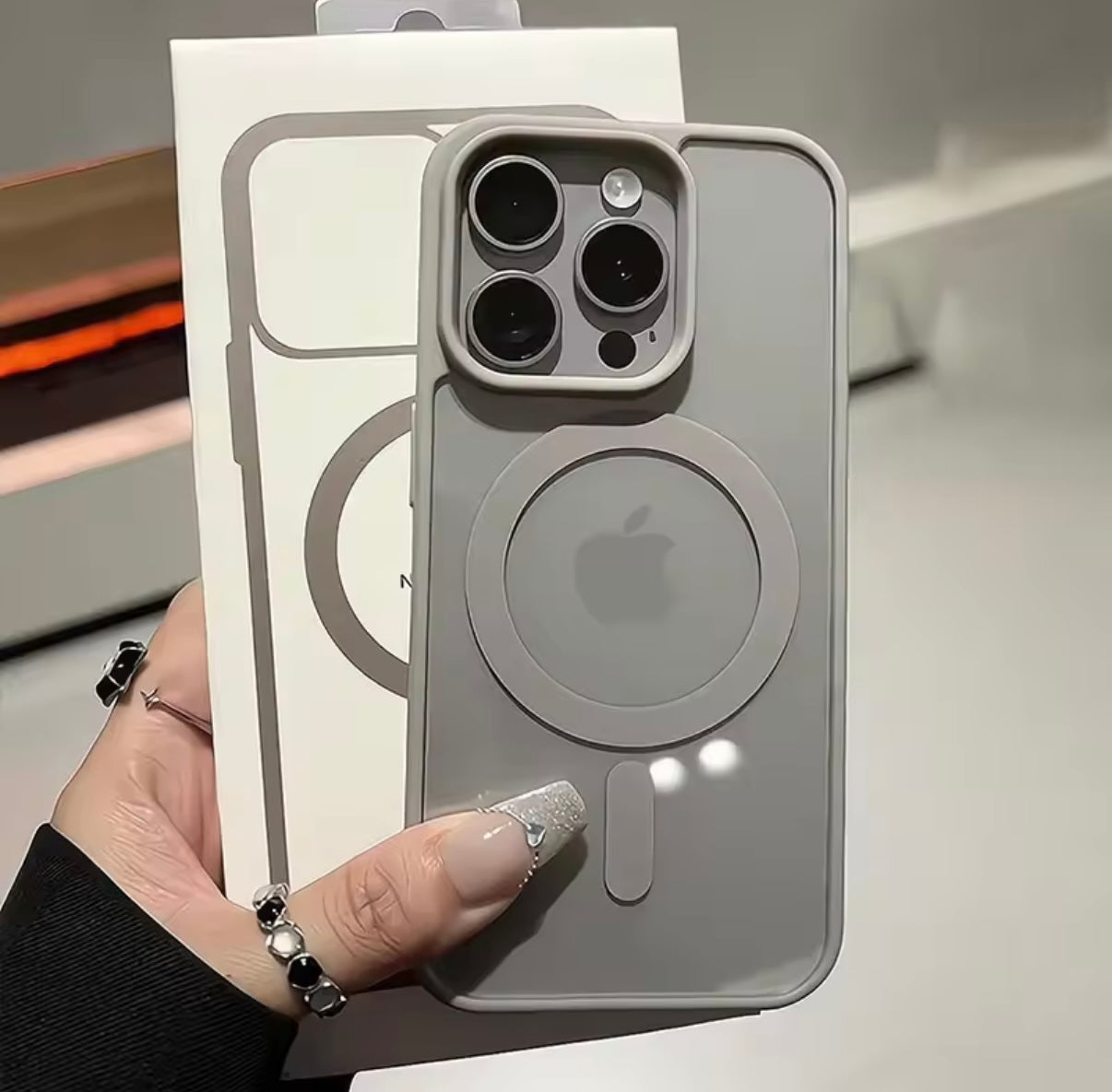 Funda magnética para iPhone | Compatible con MagSafe | Ultrafina, resistente y disponible en varios colores